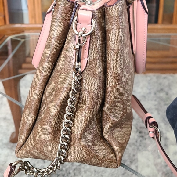 EUC Coach purse - Picture 4 of 7